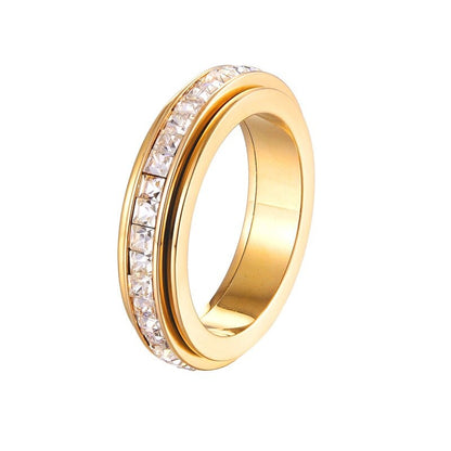 Thermogenic Moissanite Spinner Ring